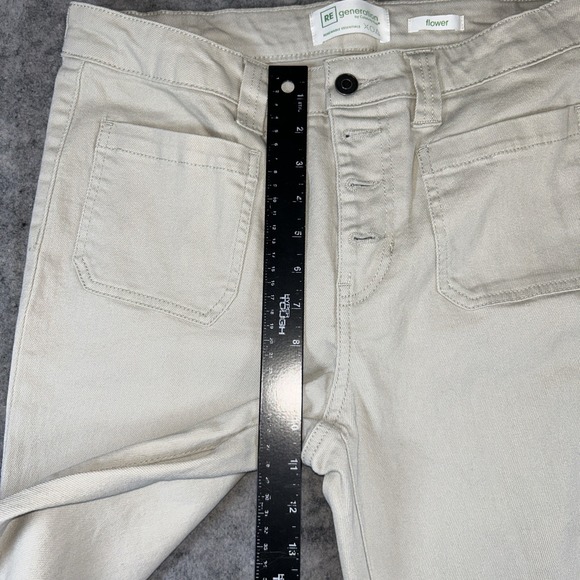 REgeneration Celebrity Pink Jeans Women's 13 Flower High Rise Button Fly Flare‎ - Picture 6 of 11